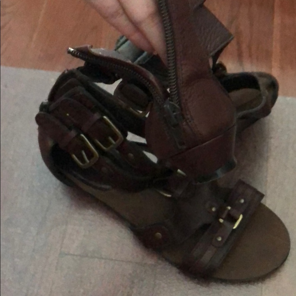 Sandals - Picture 3 of 5